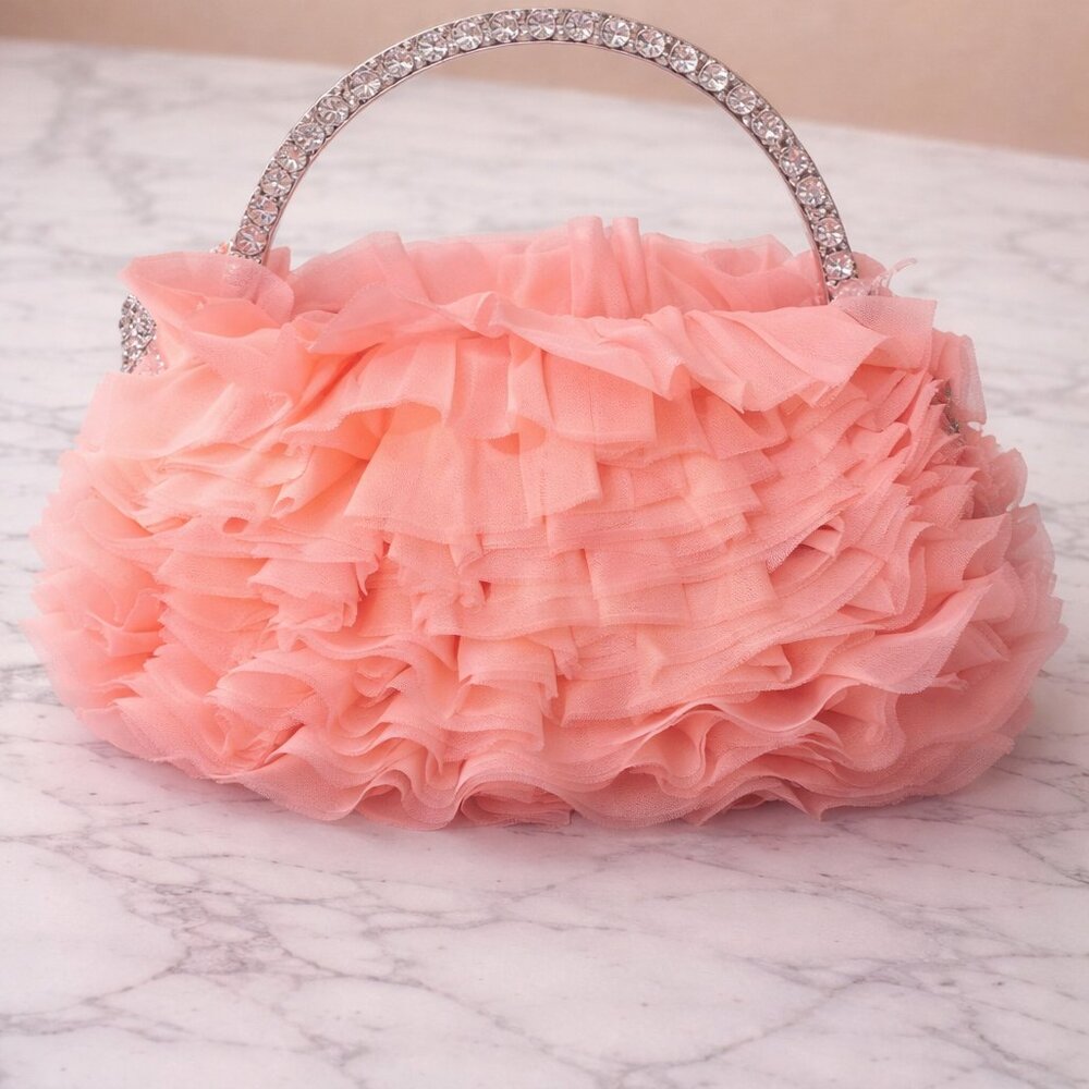 🌸 NWOT Sincerely Jules Pink Ruffled Clutch 🌸 - Picture 5 of 7